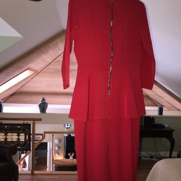 Below the knee red peplum sheath - Picture 2 of 4